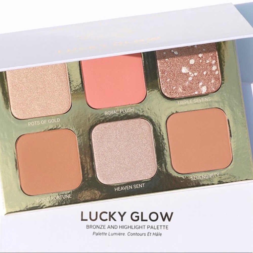 True + Luscious Lucky Glow Palette